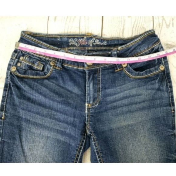 Myth of Jade Denim Cuffed Shorts Sz 4 Rhinestone - Picture 5 of 9